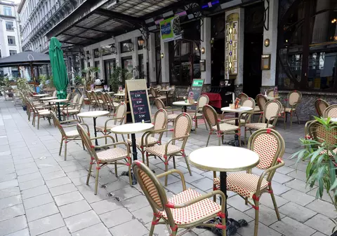 Restaurantele, cafenelele și teatrele din Vatra Dornei și Cacica se închid. Ce alte măsuri s-au luat