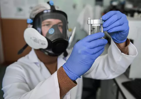 Rusia a început producţia celui de-al doilea vaccin împotriva COVID-19