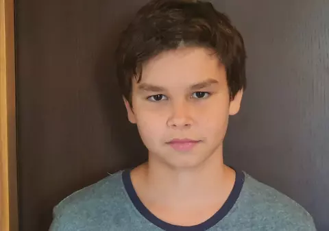 [Excelență la 14 ani] Dinu Iosifescu, tânărul matematician de 14 ani, își dorește pentru generația lui cultivarea spiritului critic (publicitate)