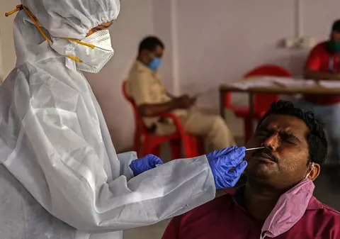 India a depășit pragul de 8 milioane de cazuri de COVID-19. Autoritățile se tem că în New Delhi vor exista 10.000 de cazuri noi pe zi