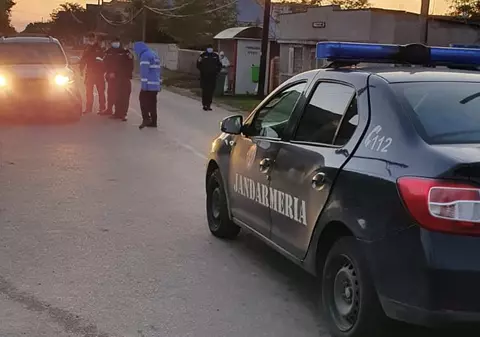 Dosar penal pentru două persoane infectate cu COVID, care au părăsit carantina pentru a merge la priveghiul unei rude