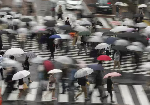 Japonia va fi lovită de un taifun masiv. Sunt așteptate furtuni puternice și alunecări de teren