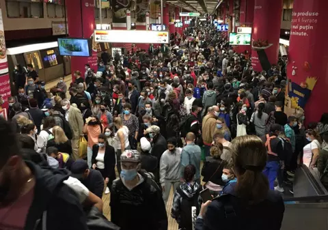 Al treilea incident la metrou în mai puțin de o săptămână. Un tren defect a blocat circulația pe Magistrala 3