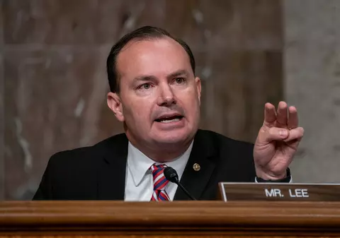 Doi politicieni care au interacționat cu Donald Trump au fost diagnosticați cu COVID-19