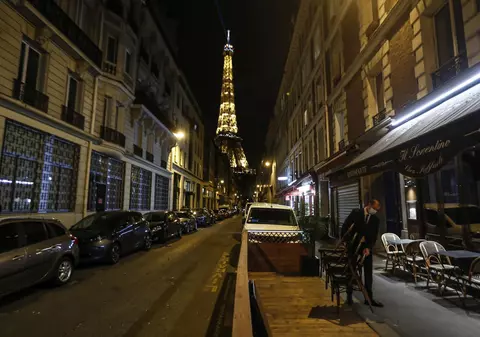 Franța intră în lockdown vineri, Germania, luni. Cum arată noile restricții și ce state europene se mai pregătesc să înăsprească măsurile anti-COVID