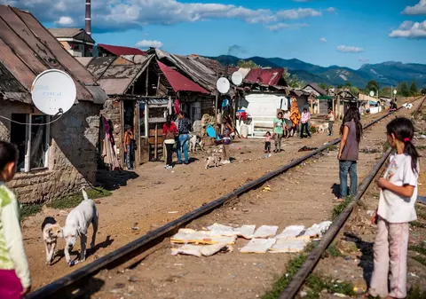 Raportul Băncii Mondiale: 150 de milioane de oameni, în “sărăcie extremă” din cauza pandemiei de COVID