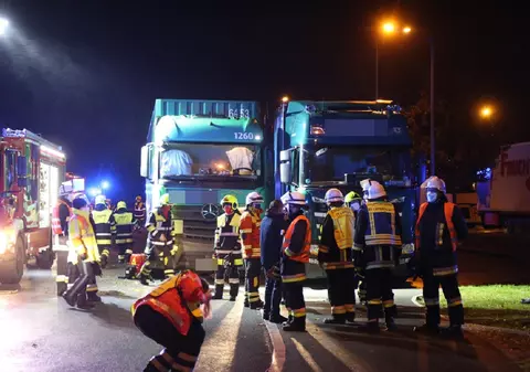 Un șofer român a murit strivit între două cabine de TIR, în parcare, în Germania / VIDEO