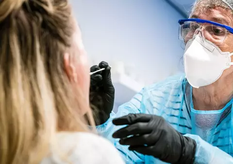 Slovacia vrea să testeze aproape toată populația pentru COVID