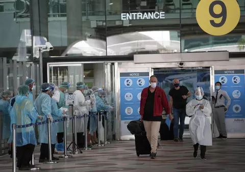 Statele UE își vor coordona restricţiile de călătorie pe timp de pandemie. Va fi făcută o nouă hartă, în 4 culori, a zonelor de risc