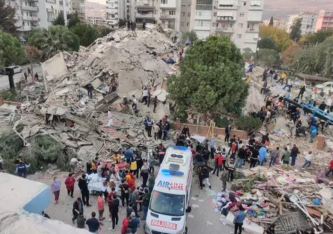 Româncă din Selçuk, oraș aflat la 50 km de epicentrul cutremurului turc: “A durat circa 30 de secunde, în care s-au mișcat clădirile”