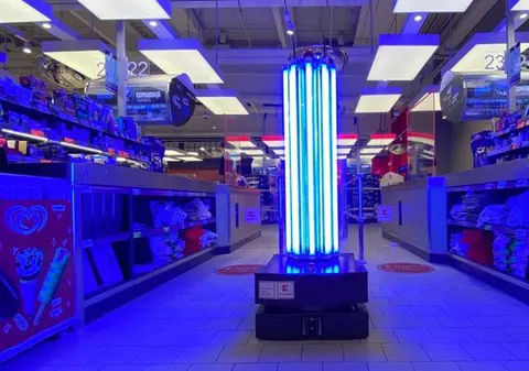 Salvador, robotul capabil să distrugă toți microbii cu ajutorul radiațiilor, a fost adus la Spitalul Clinic de Urgenţă Bucureşti