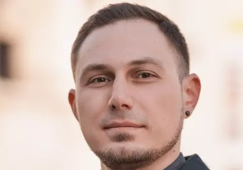 Cum explică lipsa studiilor superioare politicianul care deschide lista USR-PLUS Timiș pentru Senat: „Am avut joburi solicitante”