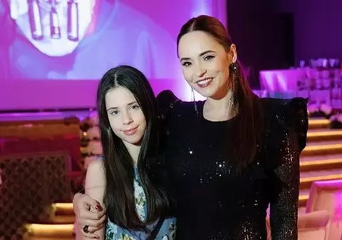 Ce spune Andreea Marin despre cursurile online ale fiicei sale, Violeta. “Îmi făceam griji, dar ea m-a liniștit”