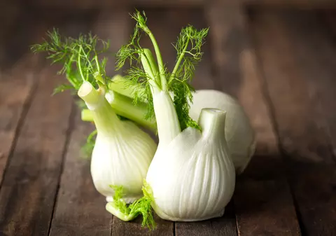 Fenicul - ce caracteristici are și sub ce formă se consumă semințele plantei