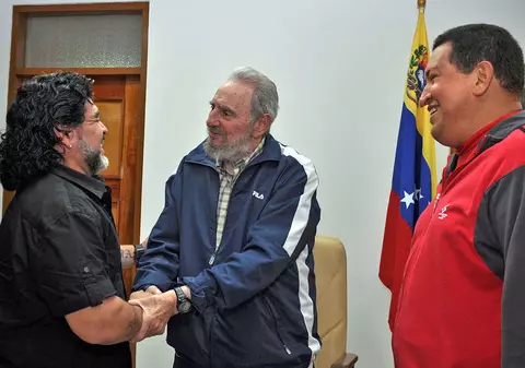 Maradona ne-a lăsat moștenire o lecție uitată de mulți: politica e pentru toți, e ca fotbalul