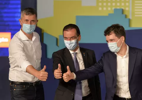 Bătălie între PNL și USR - PLUS pe Nicușor Dan pentru campania de alegeri parlamentare. Primarul preferă PNL