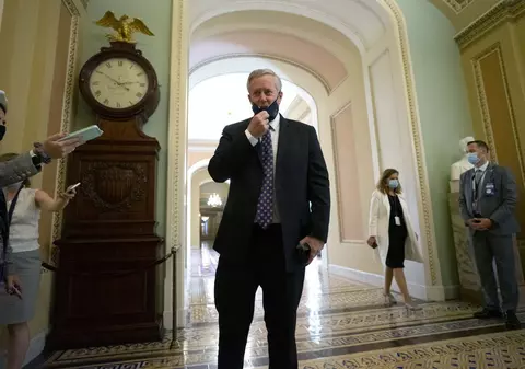 Șeful de cabinet de la Casa Albă, testat pozitiv pentru Covid-19. A fost la petrecerea din noaptea alegerilor organizată de Trump