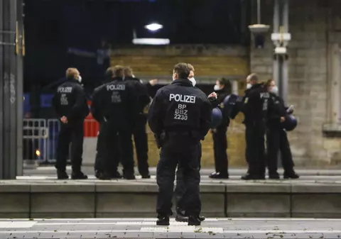 Hoții au furat aproape 6,5 milioane de euro dintr-o vamă din Germania, folosind o metodă din filmul ”Heat”