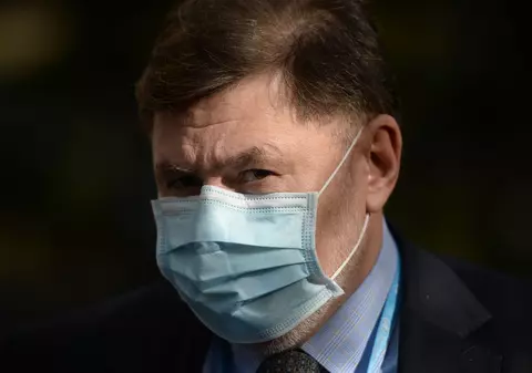 Alexandru Rafila: "Numeroși rezidenți nu au fost incluși pe lista persoanelor care urmează să fie vaccinate"