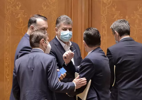 Cum se întrec partidele în a se lepăda de pensiile speciale: unii demisionează, alții vor abrogarea legii. Pensiile rezistă