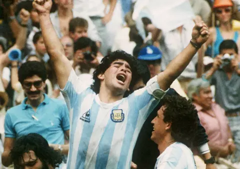 VIDEO | Peter Shilton: „Viaţa mea a fost mult timp legată de cea a lui Diego Maradona şi nu aşa cum mi-aş fi dorit”