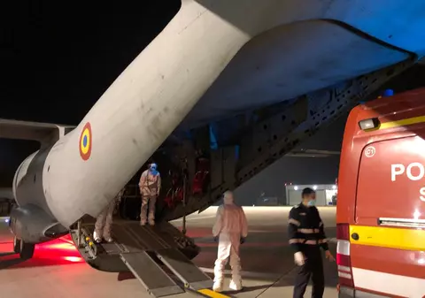 Medicul Cătălin Denciu, care a încercat să salveze pacienții din incendiul de la Spitalul din Neamț, transferat în această dimineață în Belgia