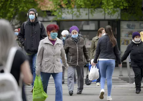 Peste o treime din cazurile noi de COVID de săptămâna trecută au fost în Bucureşti şi patru judeţe