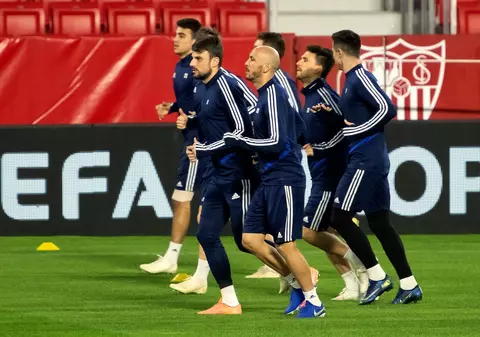 UEFA anchetează clubul Qarabag, după ce un oficial al grupării azere a postat un mesaj revoltător pe Facebook: “Trebuie să omorâm toți armenii: copii, femei, bătrâni”