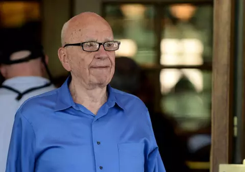 Cum s-au distanțat magnatul media Rupert Murdoch și televiziunea sa, Fox News, de un Donald Trump aflat în pragul înfrângerii