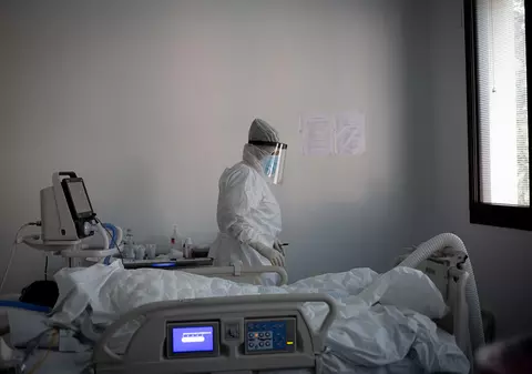 Un pacient al Spitalului din Târgoviște și-a pus fiul să sune la 112, pentru că nu-l ajuta nimeni. Explicațiile managerului
