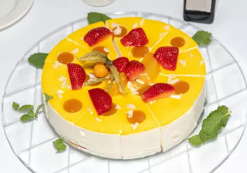 Tort diplomat - rețete pentru cel mai bun tort fără coacere