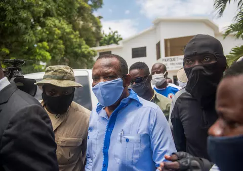 Președintele Federației haitiene de fotbal, suspendat pe viață de FIFA. Yves Jean-Bart este acuzat de viol