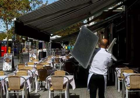 Cum comentează HoReCa faptul că angajații au fost lăsați pentru etapa a III-a de vaccinare: „Simțim o oarecare marginalizare”