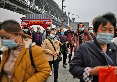 La aproape un an de la izbucnirea pandemiei, China încearcă să schimbe povestea originii Covid. Unde susține Beijingul că a apărut primul focar