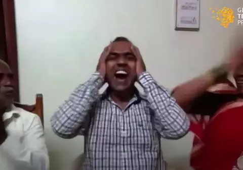 Decizia unui profesor indian care a câștigat un premiu de 1 milion de dolari. Cui îi donează o parte din sumă