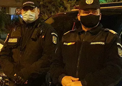 Dosar penal pentru un tulcean, după ce a distrus un autoturism pentru că semăna cu cel al fostei soții