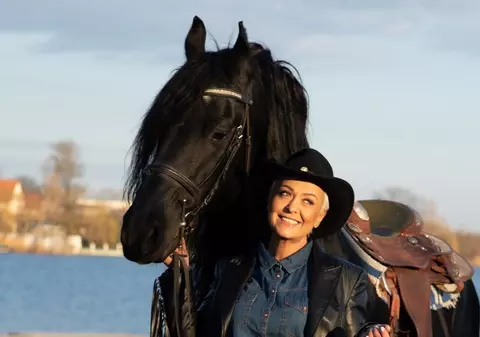 Cum reușește Monica Anghel să se mențină în formă la 49 de ani. Artista a dezvăluit secretul. „Din păcate, nu am mai făcut sport”