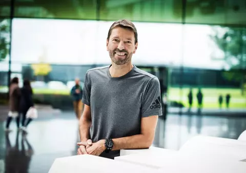 Șeful unui gigant care produce articole sportive s-a săturat de munca de acasă: „Acest model nu are sens din perspectivă umană. Munca e sport de echipă”