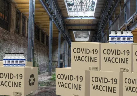 În Italia, vaccinul anti-COVID ar putea ajunge într-un depozit plin cu otravă de șobolani. Cum s-a ajuns aici
