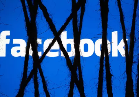 Facebook și YouTube, acuzate de „complicitate” cu cenzura și represiunea practicate de guvernul comunist din Vietnam