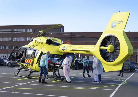 Germania a depășit pentru prima dată pragul de 1.000 de decese COVID în 24 de ore.  Marea Britanie, cea mai îndoliată zi din aprilie