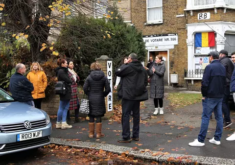 Harta interactivă a secțiilor de votare din străinătate, lansată de MAE. Call center pentru diaspora