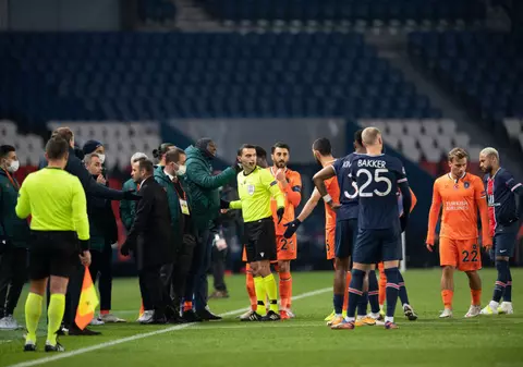 Am ajuns în toată presa străină cu arbitrul rasist, iar fotbalul românesc o merită. Iată de ce