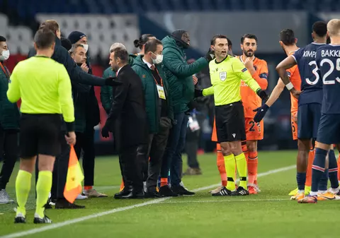 Ionuț Stroe, după scandalul de rasism de la PSG - Istanbul BB: „Îmi cer scuze în numele sportului românesc”