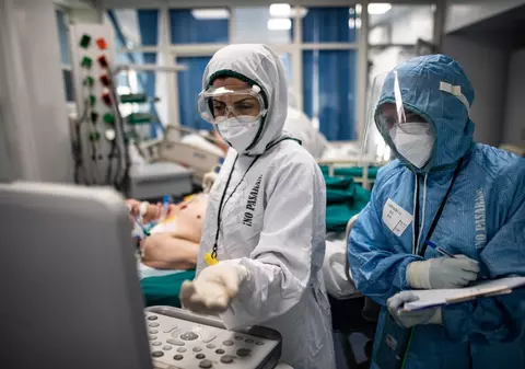 Bilanț COVID în prima zi a anului: aproape 4.000 de cazuri noi și 74 de decese în ultimele 24 de ore