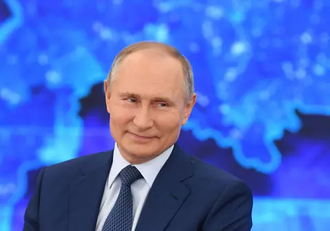 Vladimir Putin și-a dat imunitate pe viață, prin lege. Plus funcția de senator, când își va încheia mandatul
