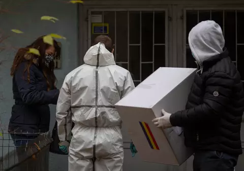 BEC a decis renumărarea voturilor din mai multe secții din Capitală