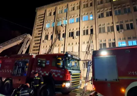 Ultimii 6 manageri ai spitalului din Piatra Neamț dinaintea incendiului, acuzați de ucidere din culpă