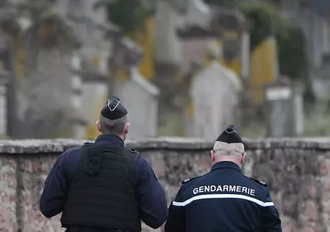 Un bărbat din Franța a dat 27.000 de telefoane Poliției și Jandarmeriei într-o singură lună