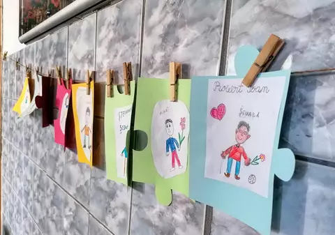 Cum se desfășoară educația online pentru elevii din școlile speciale: „Copilul cu CES are nevoie să te știe lângă el, să-l ajuți”